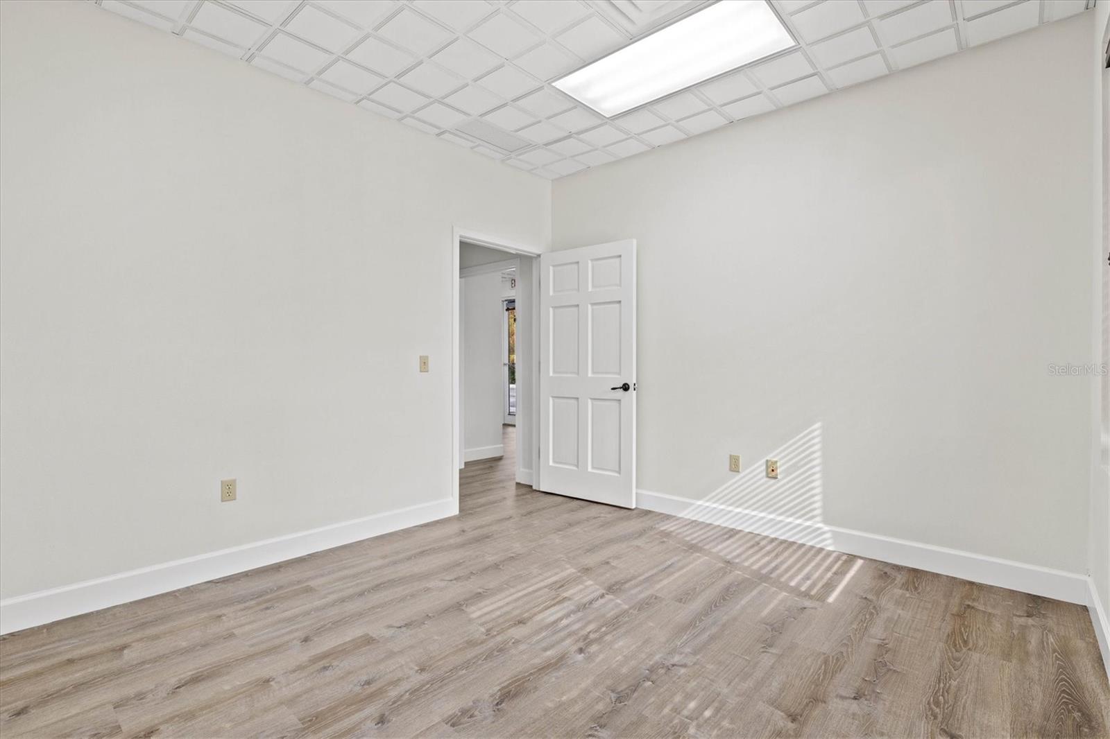 234 N RHODES AVE #105, SARASOTA, FL, 34237