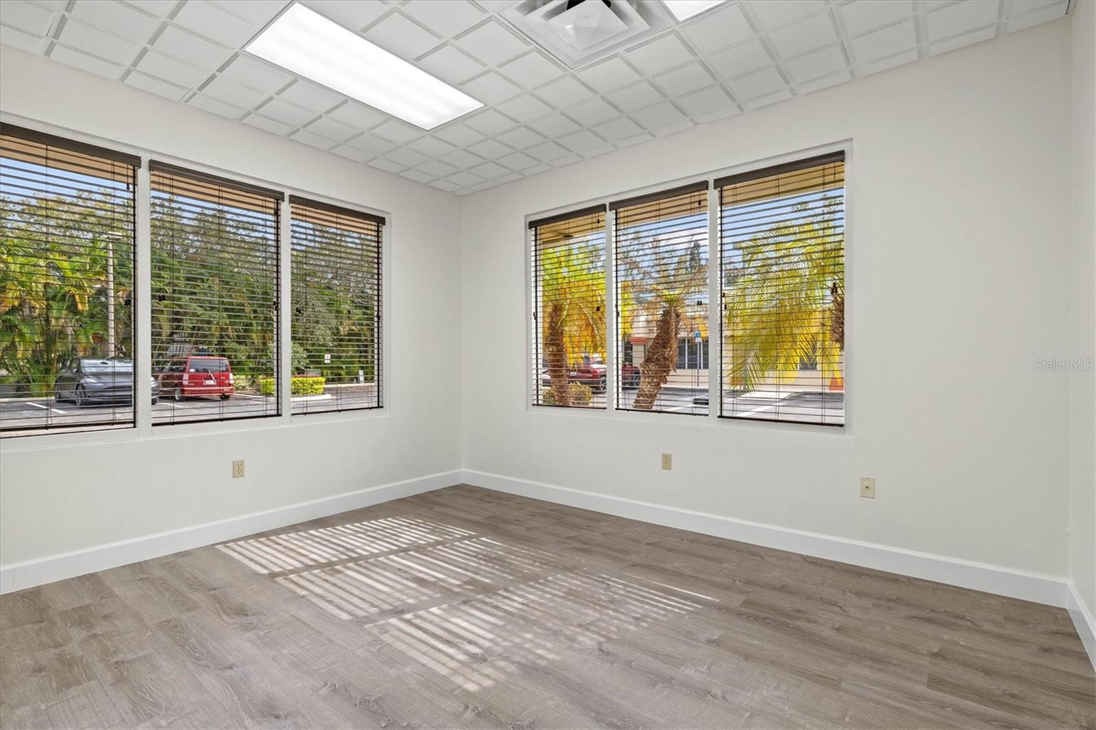 234 N RHODES AVE #105, SARASOTA, FL, 34237