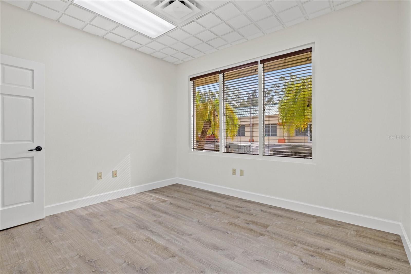 234 N RHODES AVE #105, SARASOTA, FL, 34237