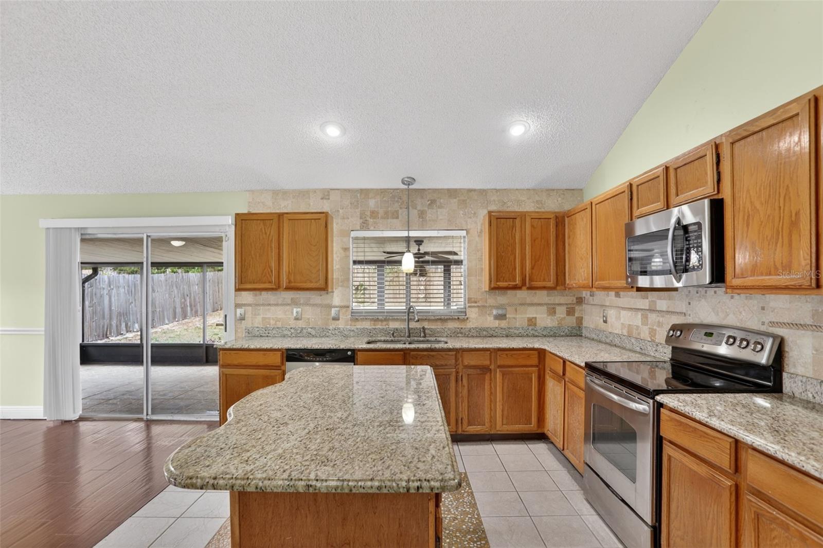 7636 DUNDAS DR, ORLANDO, FL, 32818