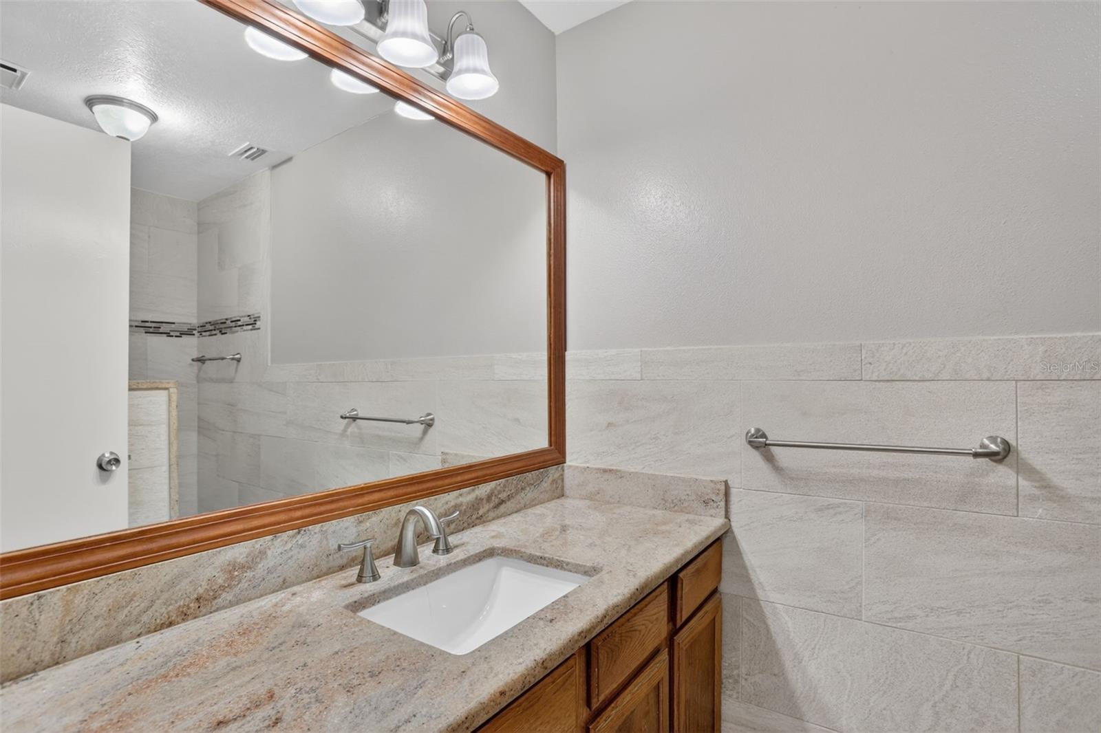 7636 DUNDAS DR, ORLANDO, FL, 32818