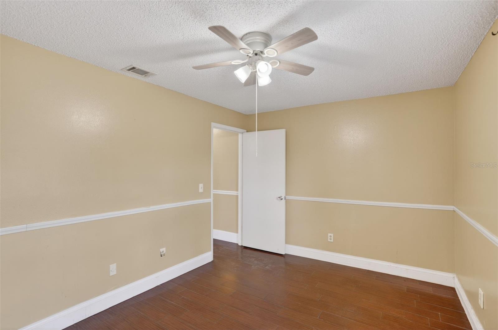 7636 DUNDAS DR, ORLANDO, FL, 32818