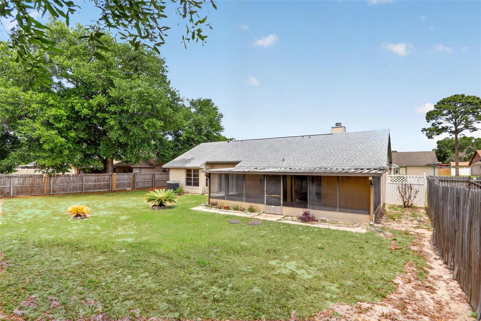 7636 DUNDAS DR, ORLANDO, FL, 32818