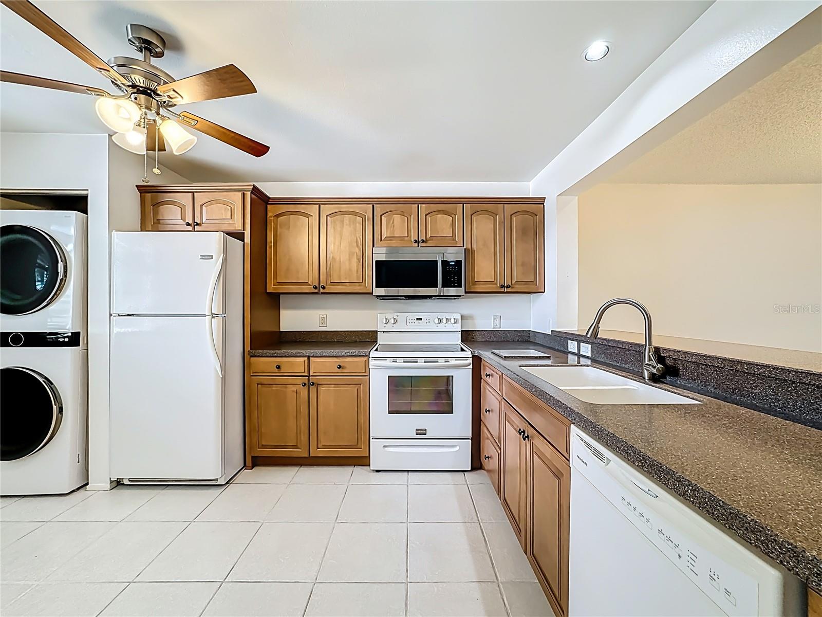 434 PALM TREE DR #434, BRADENTON, FL, 34210