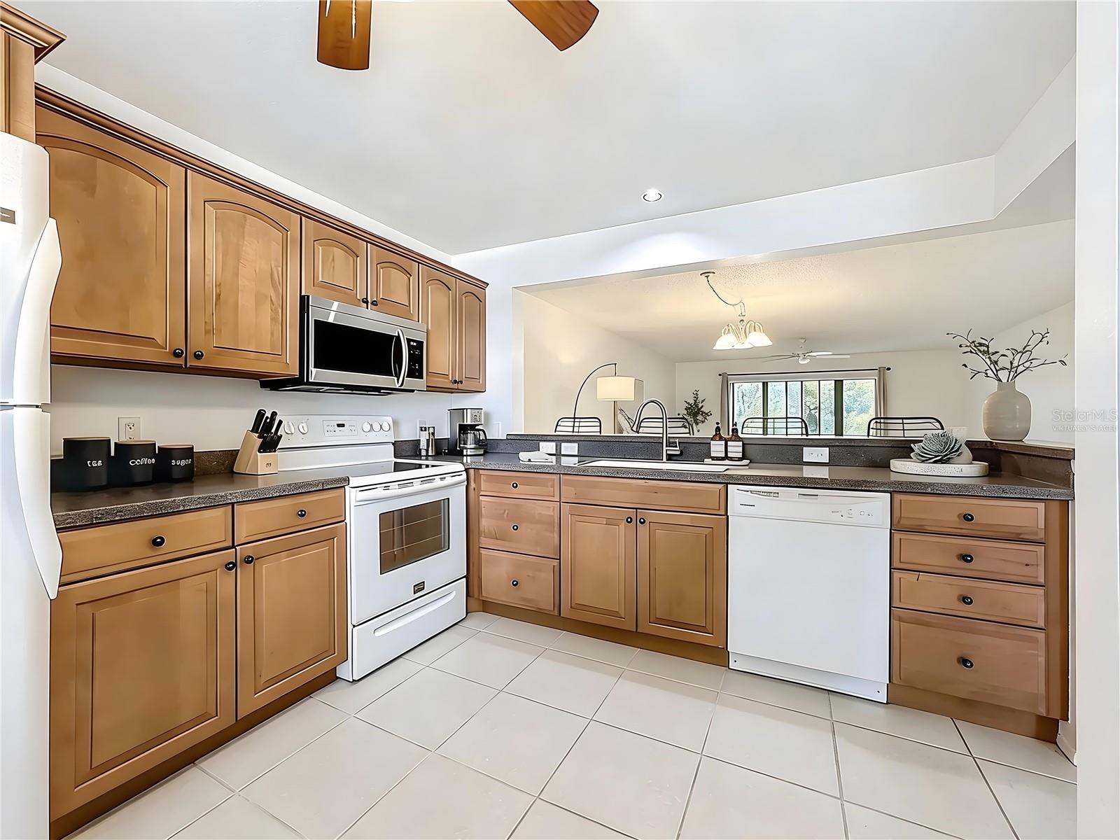 434 PALM TREE DR #434, BRADENTON, FL, 34210