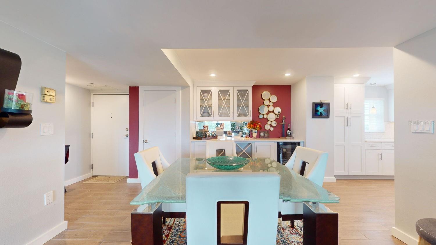 1120 N SHORE DR NE #501, ST PETERSBURG, FL, 33701