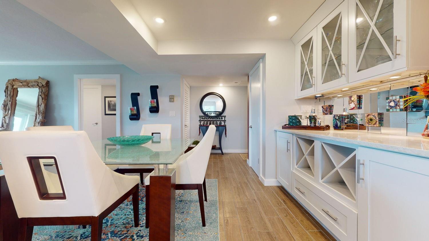 1120 N SHORE DR NE #501, ST PETERSBURG, FL, 33701