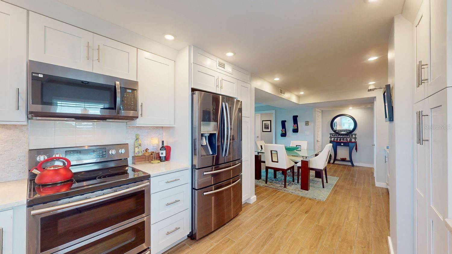 1120 N SHORE DR NE #501, ST PETERSBURG, FL, 33701