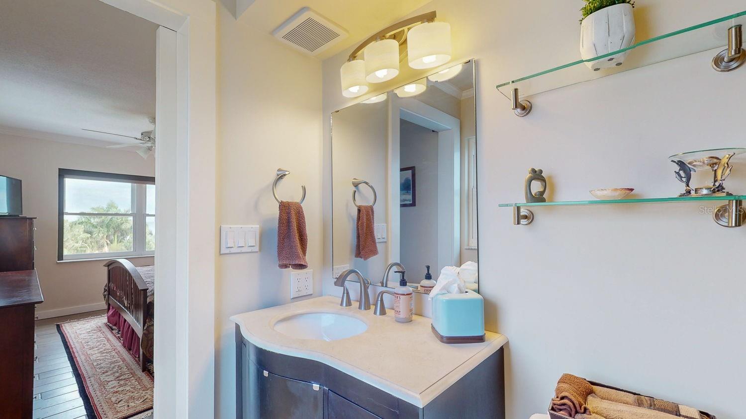 1120 N SHORE DR NE #501, ST PETERSBURG, FL, 33701