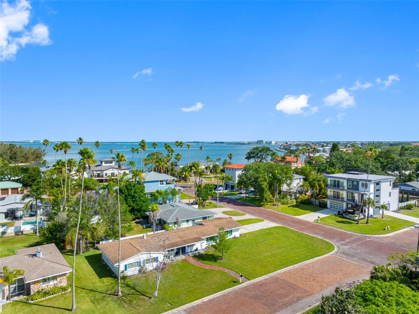 1794 SANTA BARBARA DR, DUNEDIN, FL, 34698