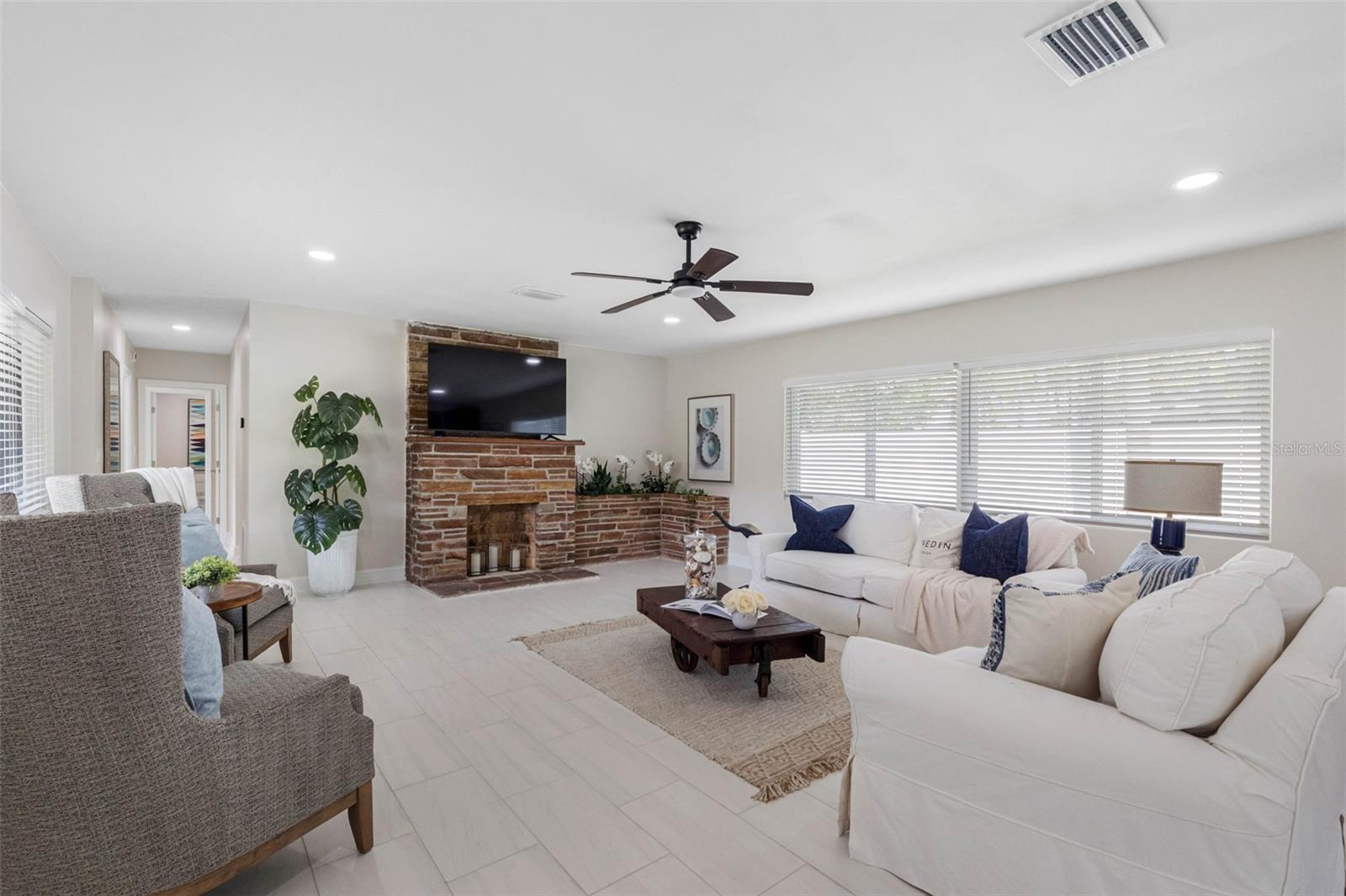 1794 SANTA BARBARA DR, DUNEDIN, FL, 34698