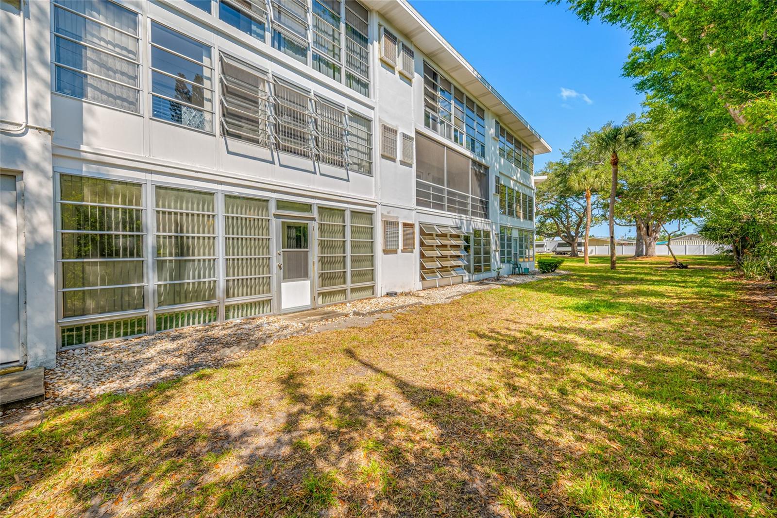 8533 110TH ST #106, SEMINOLE, FL, 33772