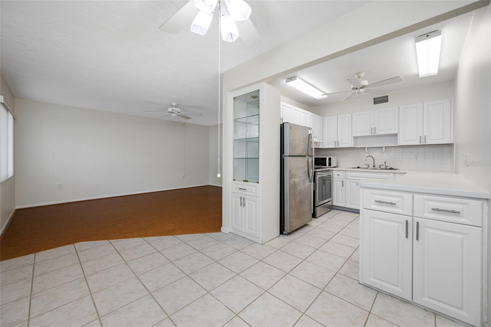 8533 110TH ST #106, SEMINOLE, FL, 33772