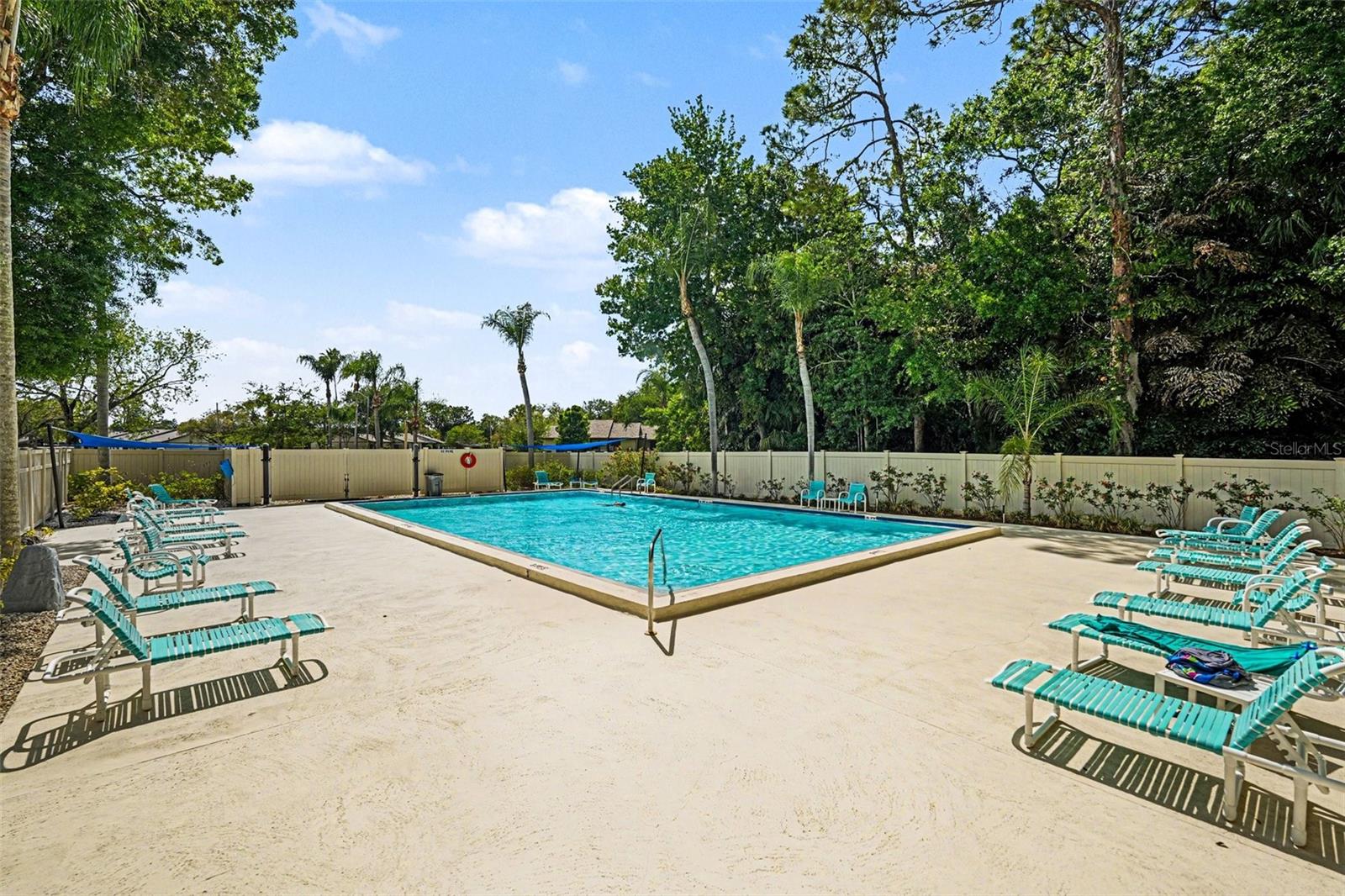 10 LESLEY LN, OLDSMAR, FL, 34677