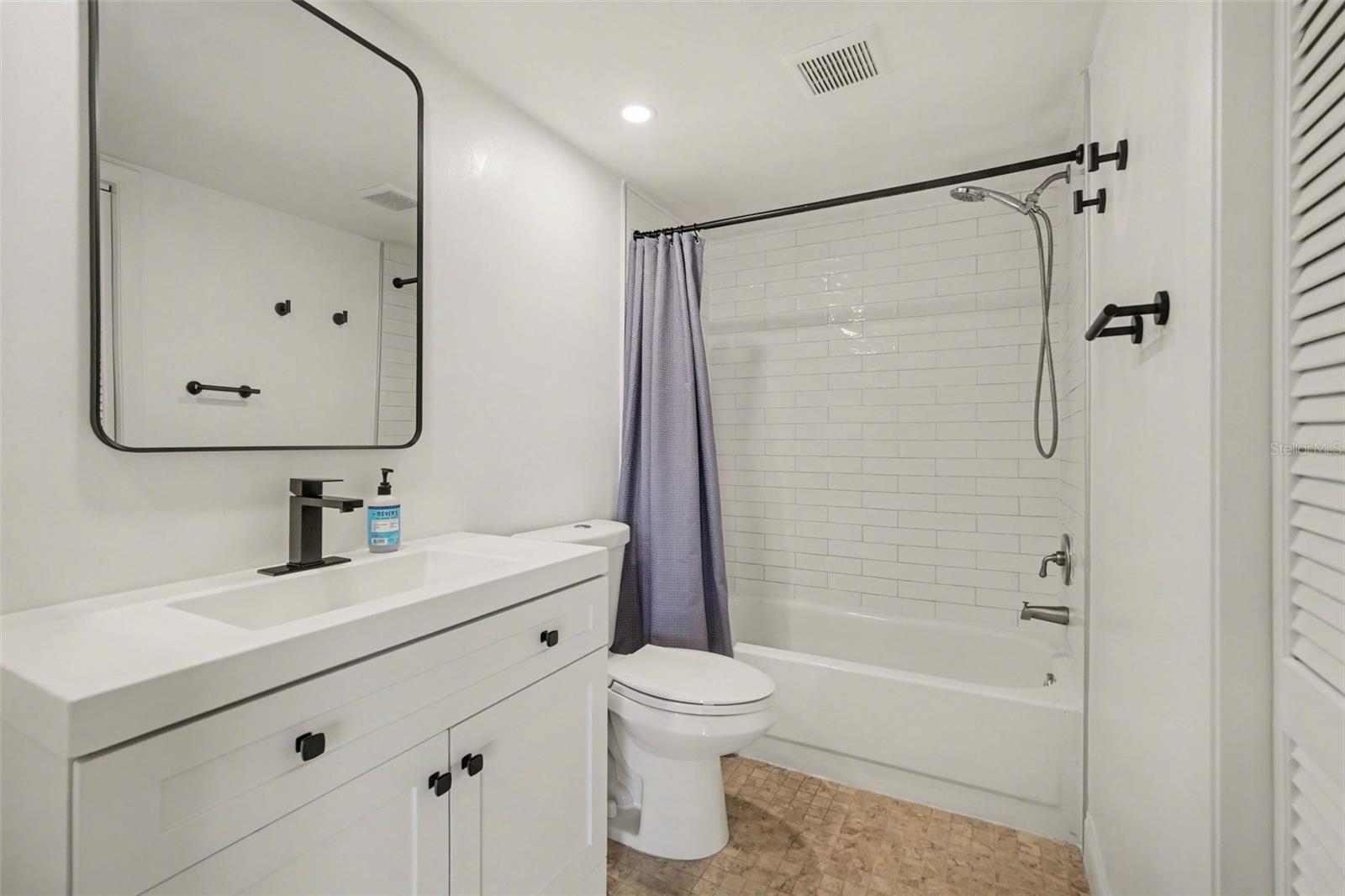 10 LESLEY LN, OLDSMAR, FL, 34677