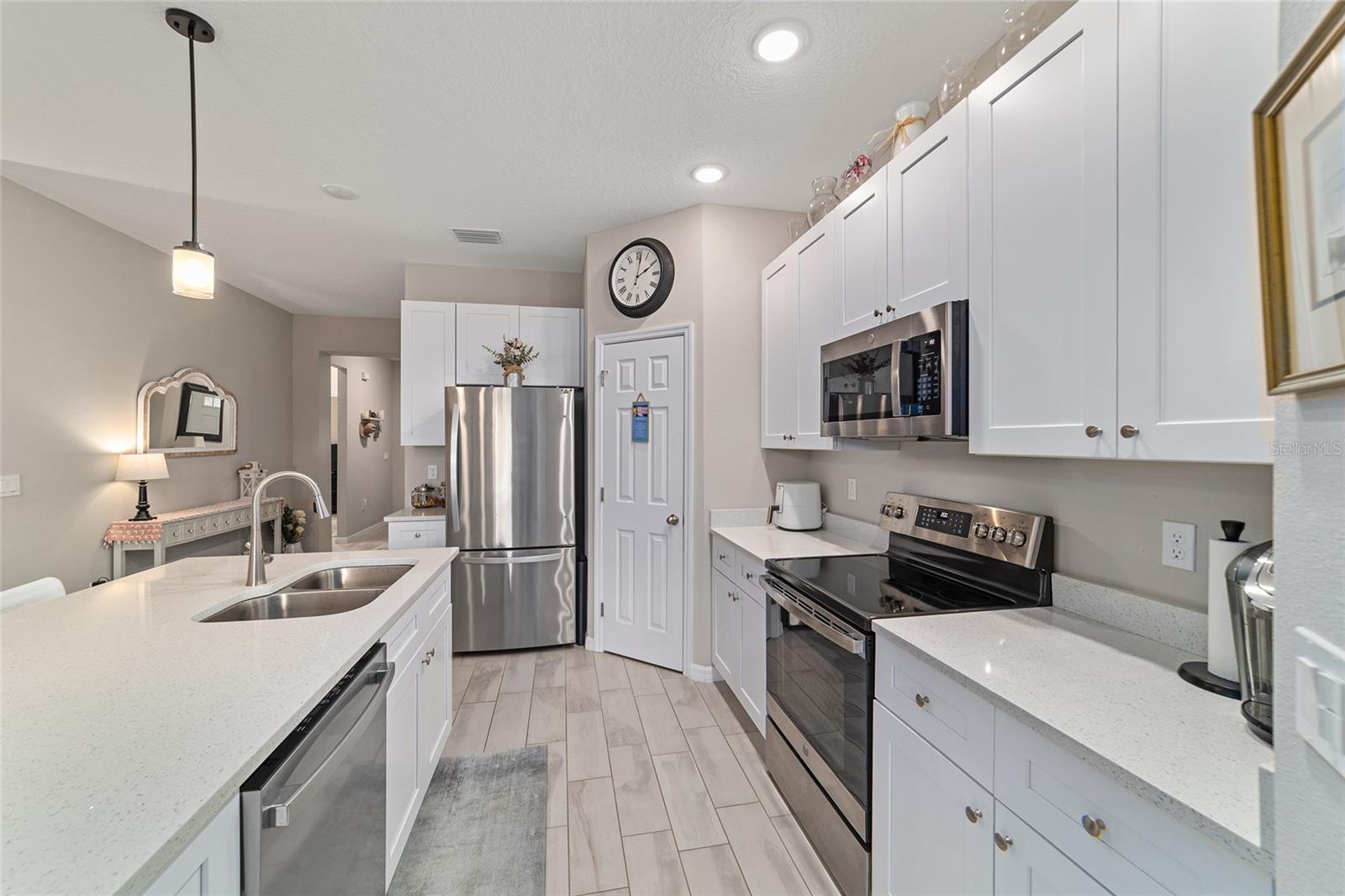 15 MALAUKA CIR, WEIRSDALE, FL, 32195