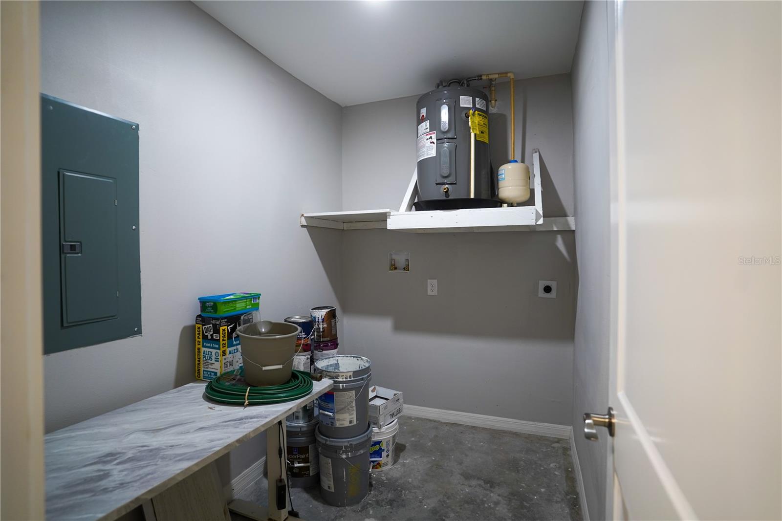 610 74TH AVE N, ST PETERSBURG, FL, 33702