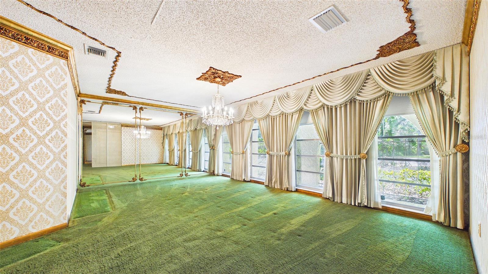 1116 N RIVERHILLS DR, TEMPLE TERRACE, FL, 33617