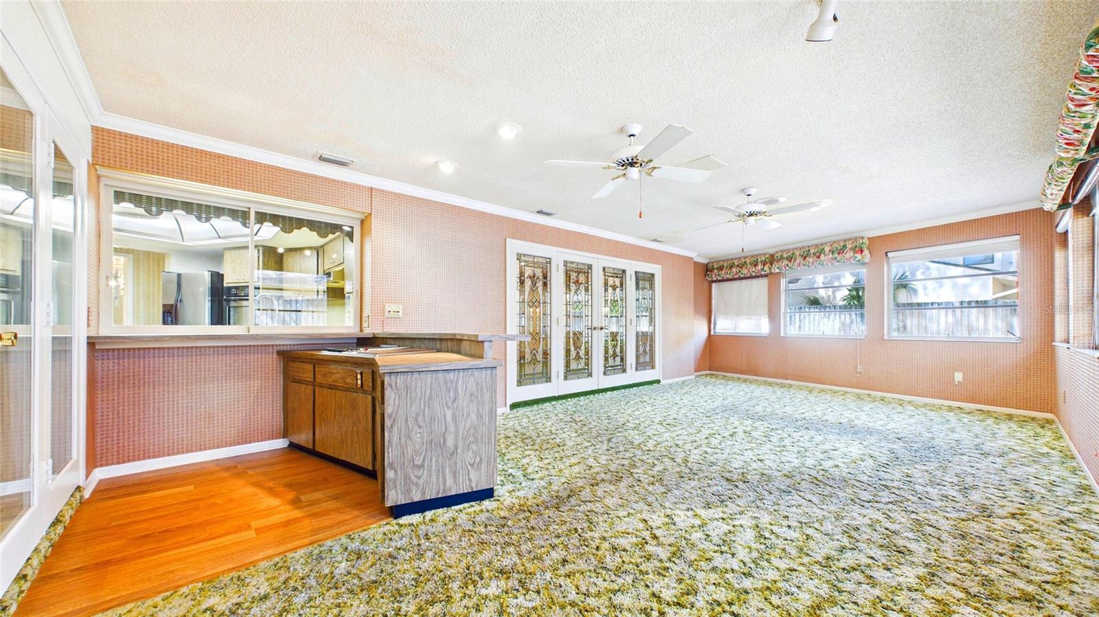 1116 N RIVERHILLS DR, TEMPLE TERRACE, FL, 33617