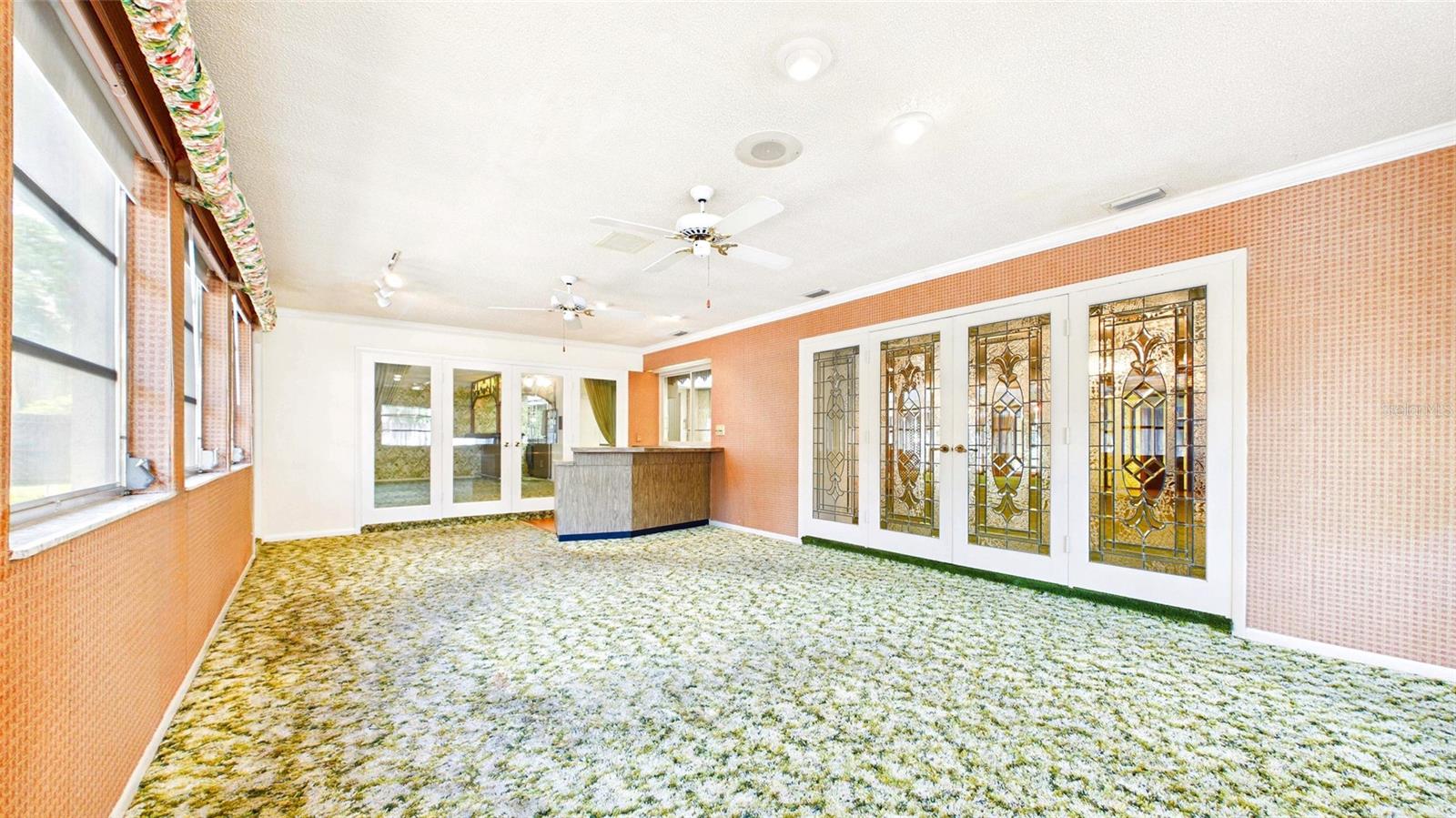 1116 N RIVERHILLS DR, TEMPLE TERRACE, FL, 33617