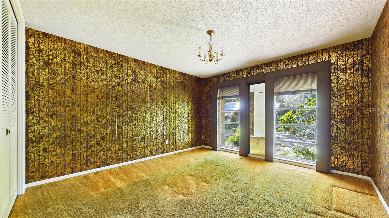 1116 N RIVERHILLS DR, TEMPLE TERRACE, FL, 33617