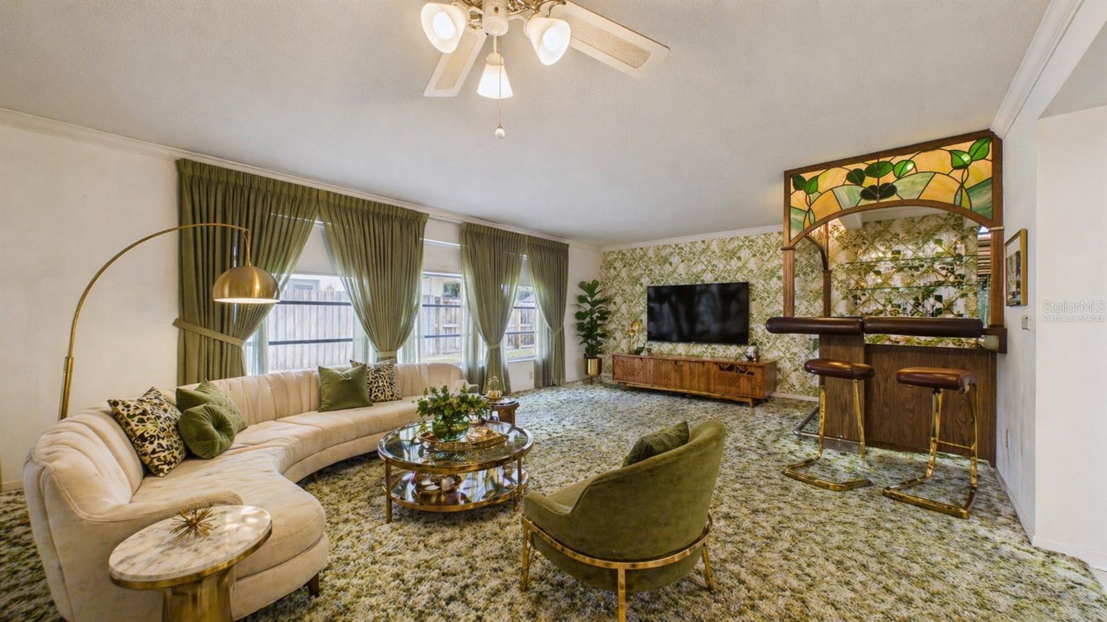 1116 N RIVERHILLS DR, TEMPLE TERRACE, FL, 33617