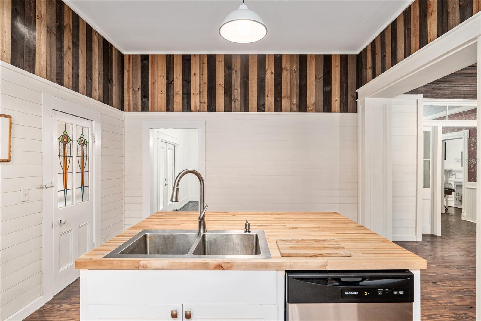 19451 SE 2ND ST, WILLISTON, FL, 32696