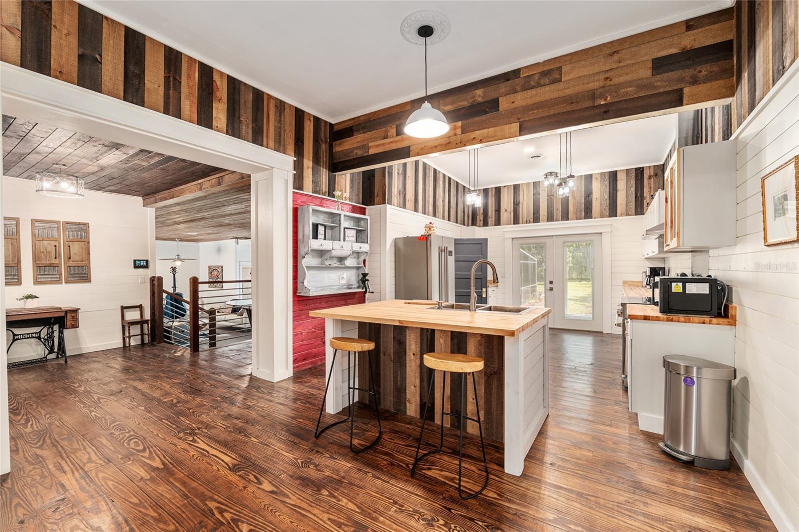 19451 SE 2ND ST, WILLISTON, FL, 32696