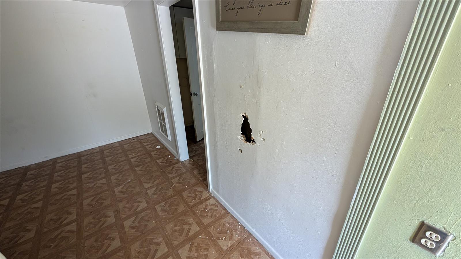 2801 W CLEVELAND ST, TAMPA, FL, 33609