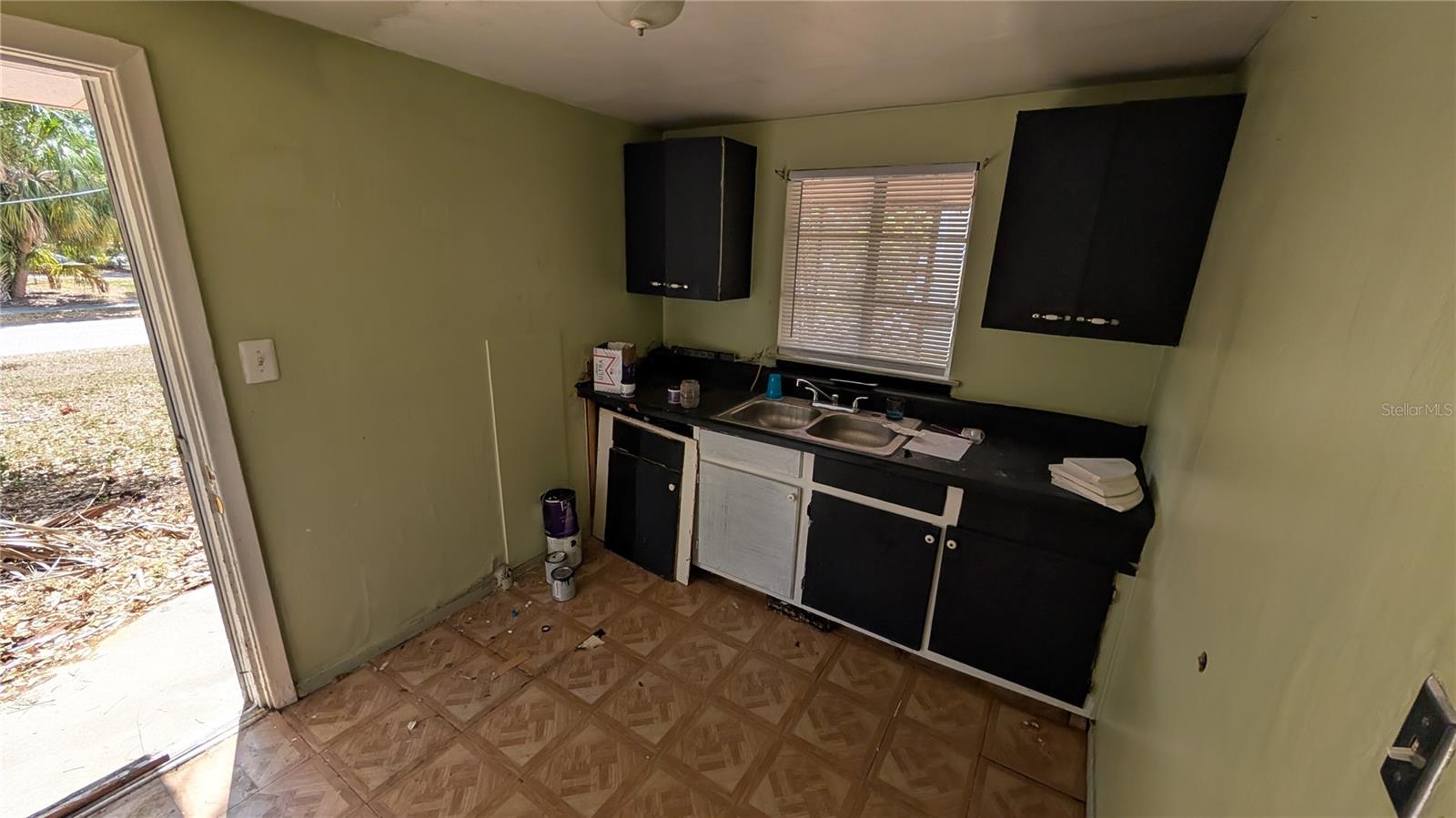 2801 W CLEVELAND ST, TAMPA, FL, 33609