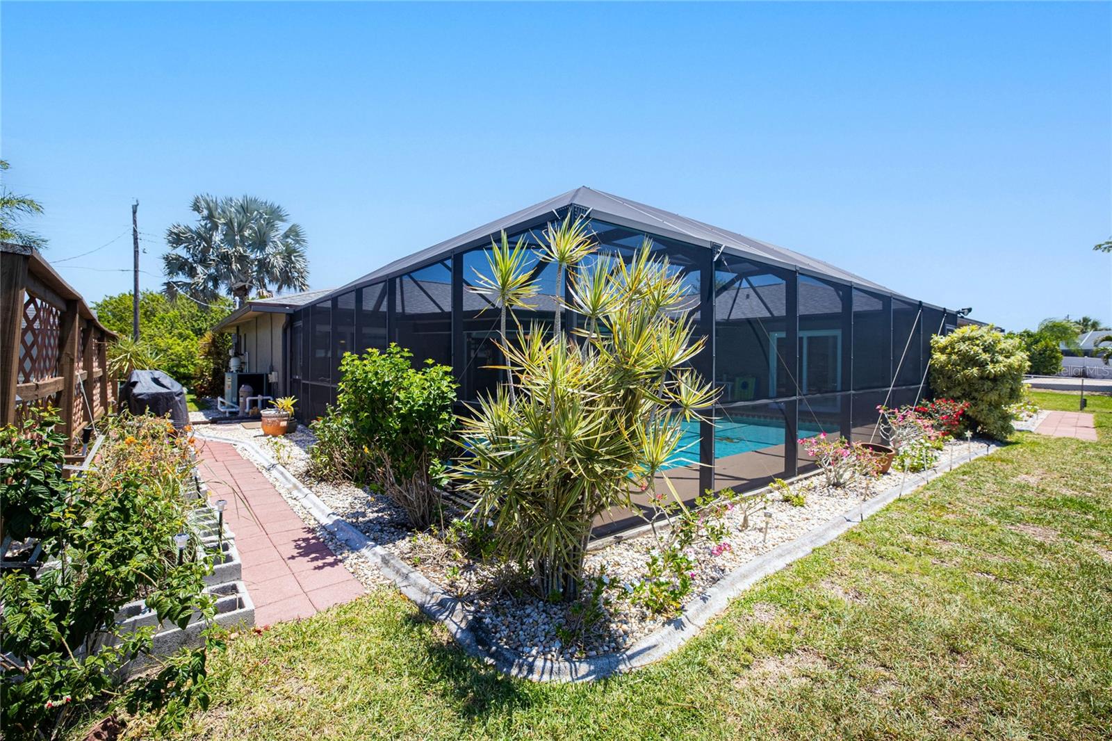 322 E TARPON BLVD NW, PORT CHARLOTTE, FL, 33952