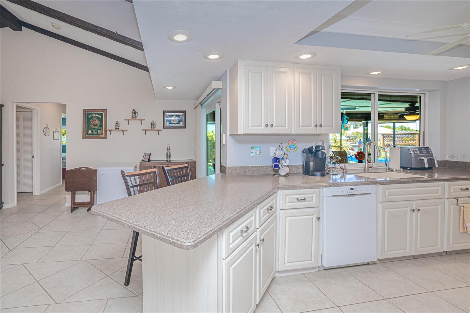 322 E TARPON BLVD NW, PORT CHARLOTTE, FL, 33952