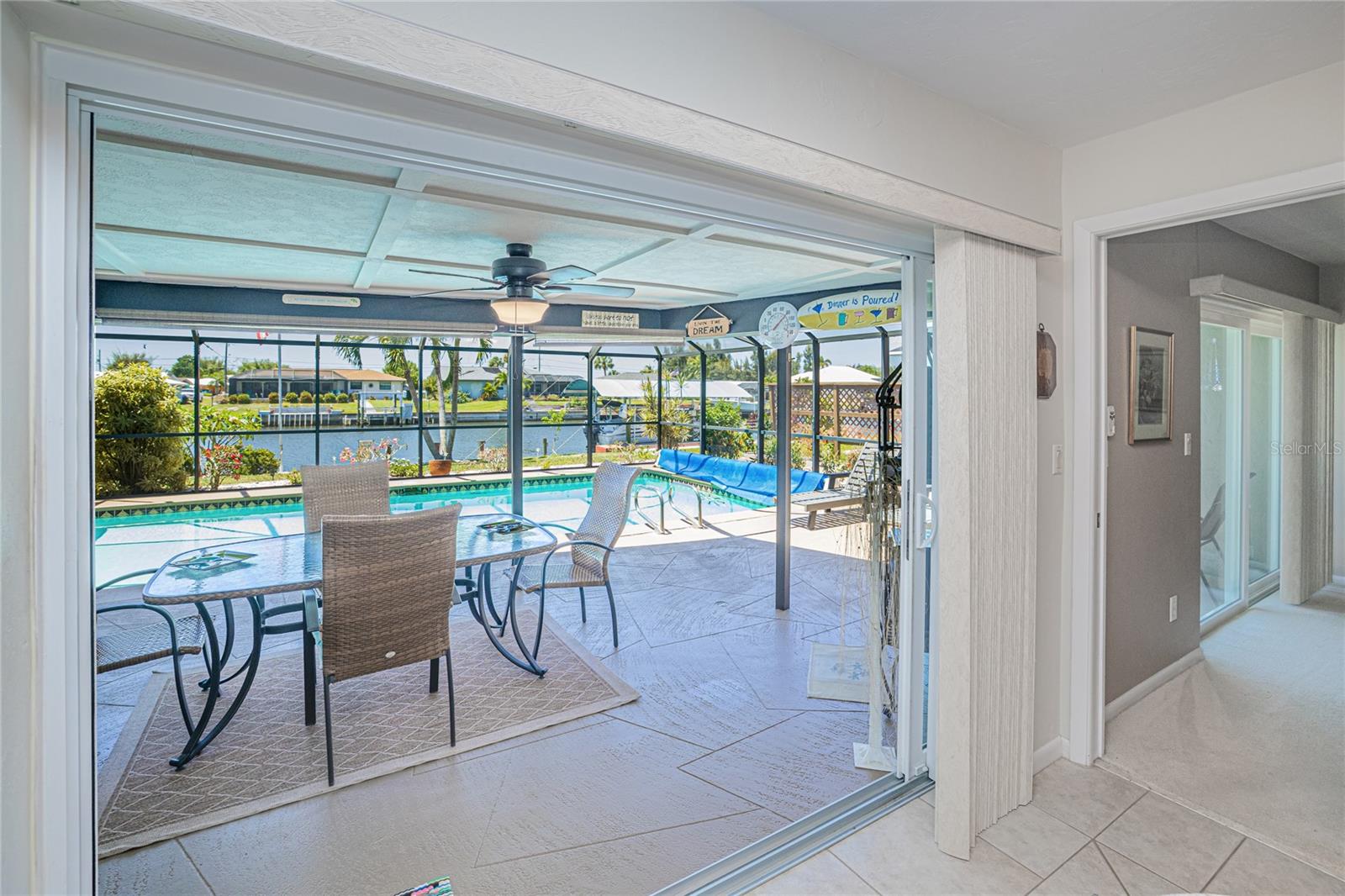 322 E TARPON BLVD NW, PORT CHARLOTTE, FL, 33952