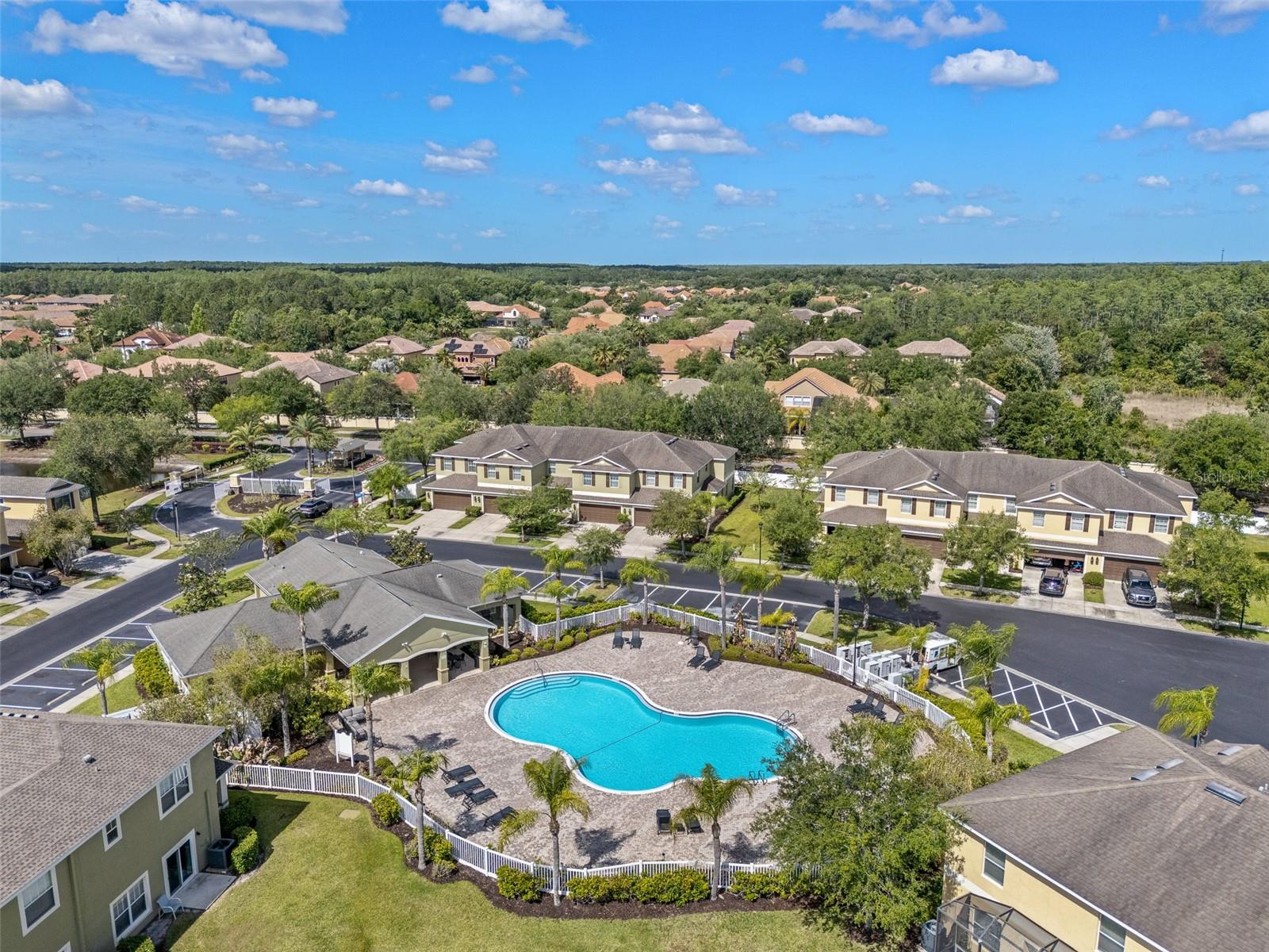 8519 BROKEN WILLOW CT, TAMPA, FL, 33647