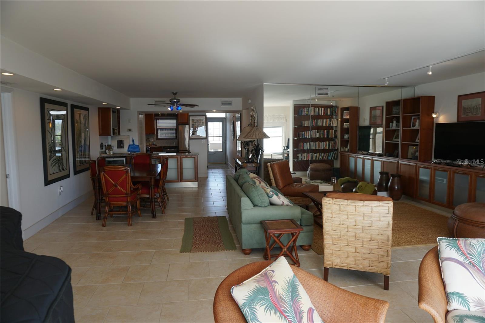 5900 SHORE BLVD S #402, GULFPORT, FL, 33707