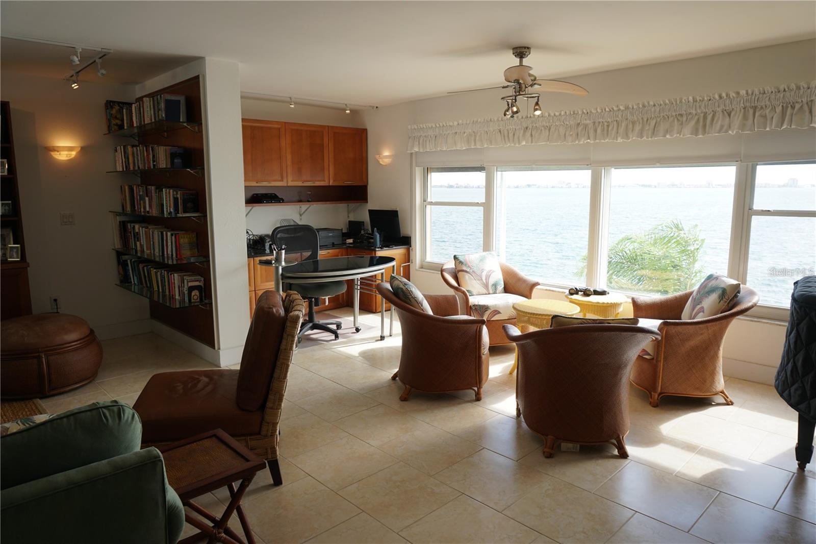 5900 SHORE BLVD S #402, GULFPORT, FL, 33707