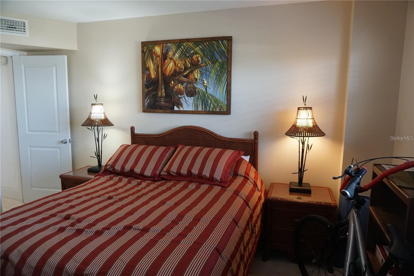 5900 SHORE BLVD S #402, GULFPORT, FL, 33707