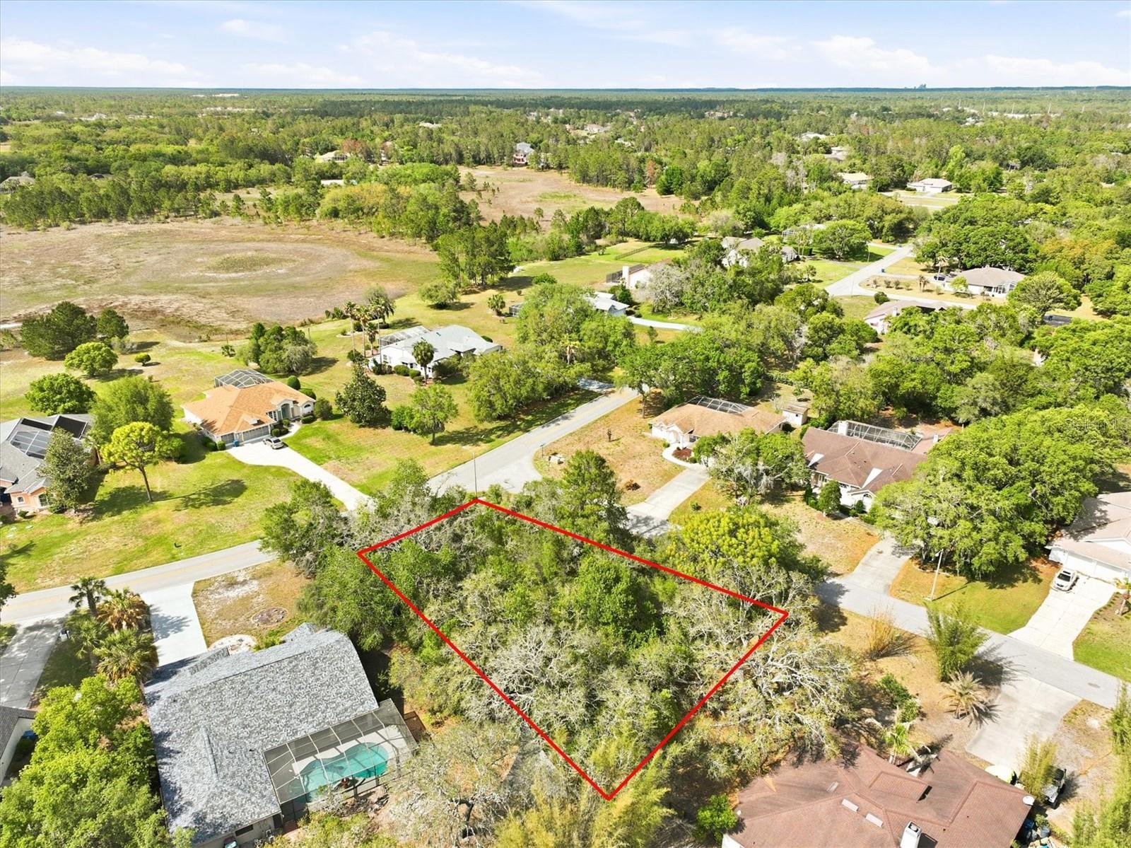 10592 WOODLAND WATERS BLVD, WEEKI WACHEE, FL, 34613