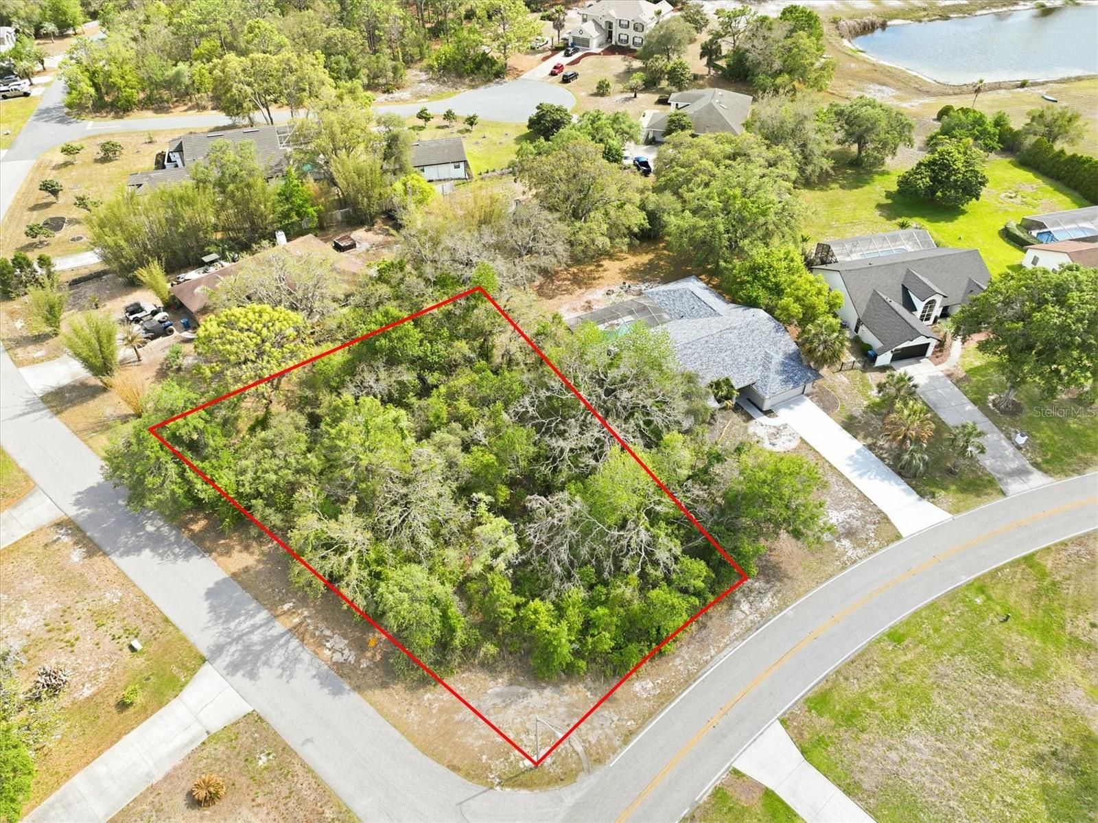 10592 WOODLAND WATERS BLVD, WEEKI WACHEE, FL, 34613