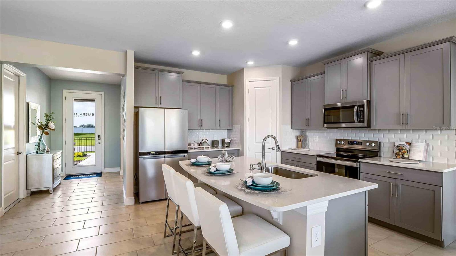 18242 GANDER TER, LAKEWOOD RANCH, FL, 34211