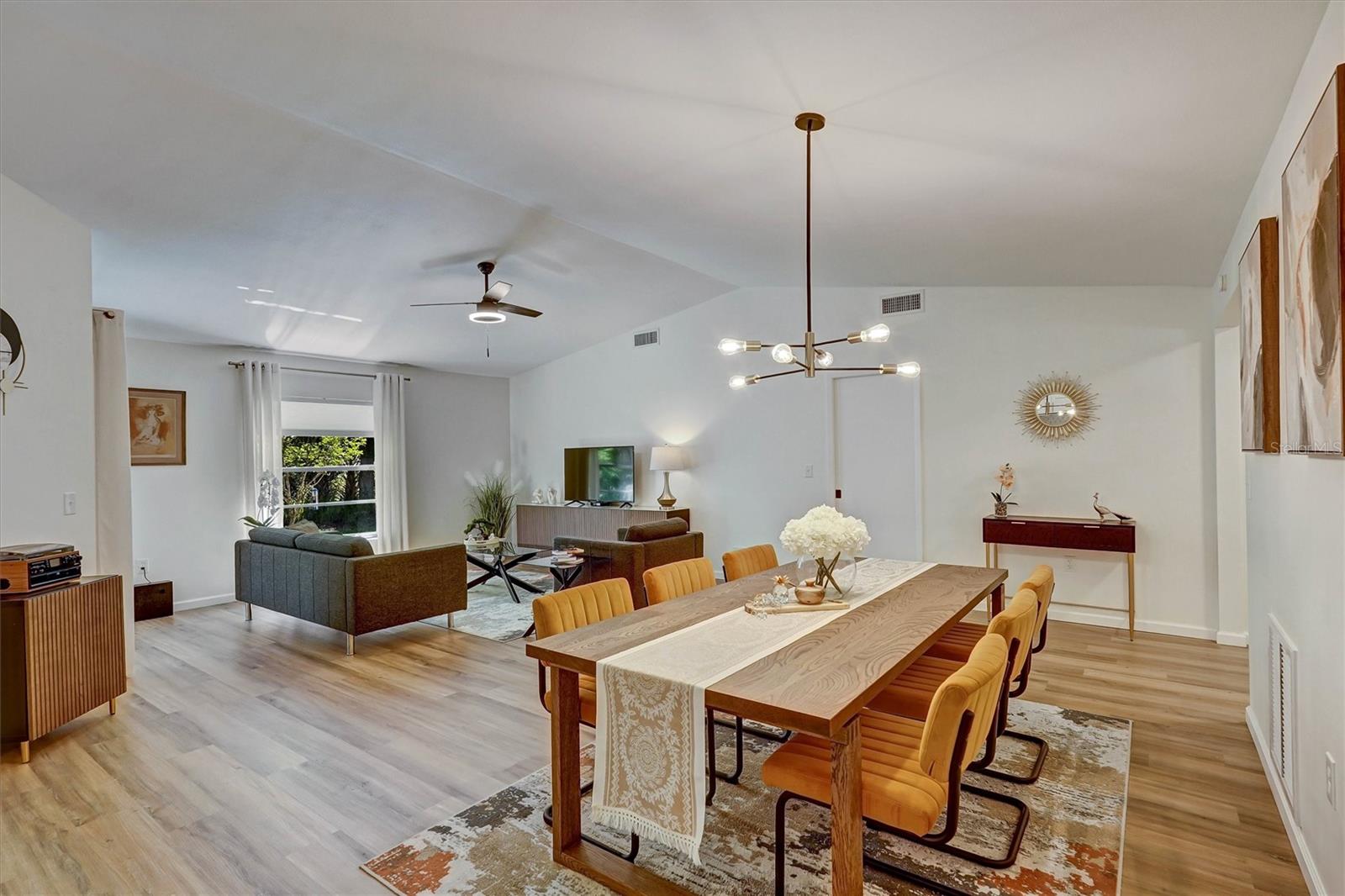 3925 OAKHURST BLVD, SARASOTA, FL, 34233