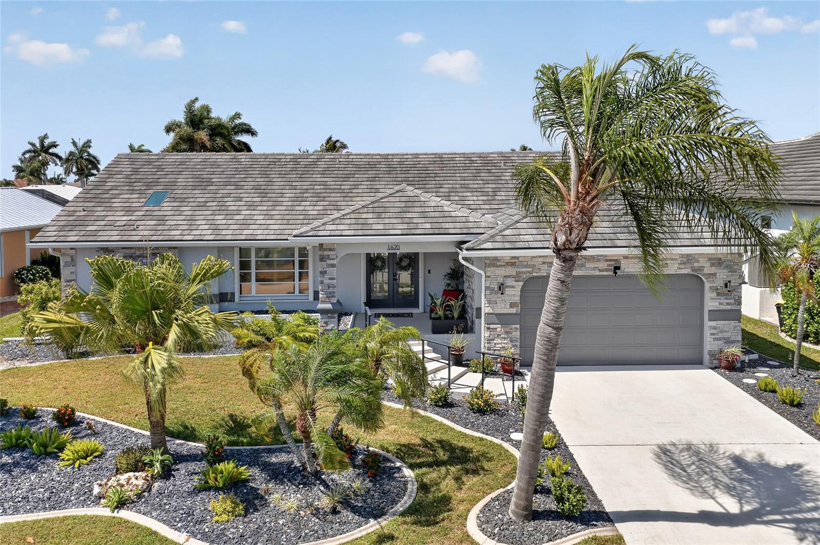 1620 ALBATROSS DR, PUNTA GORDA, FL, 33950