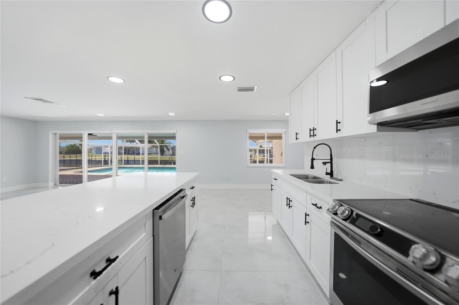 21452 HIGGS DR, PORT CHARLOTTE, FL, 33952