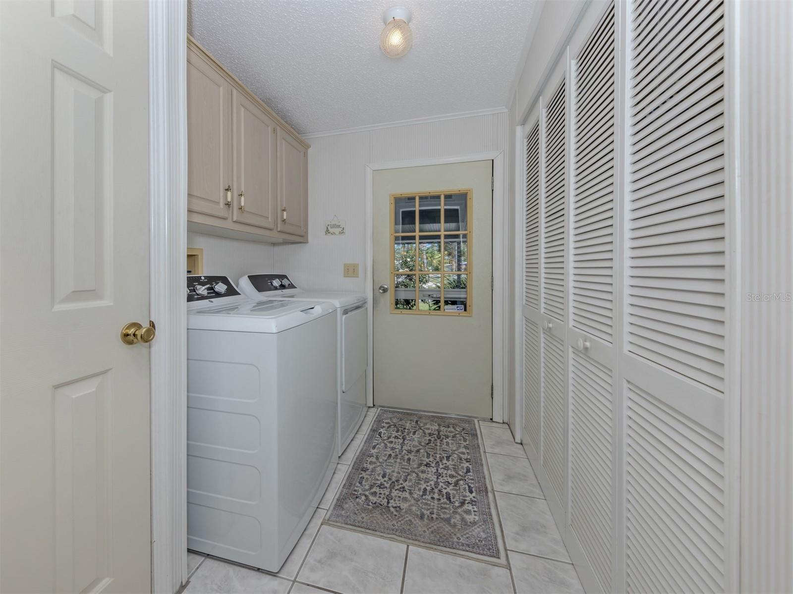 513 LANDSEDGE DR, NORTH PORT, FL, 34287