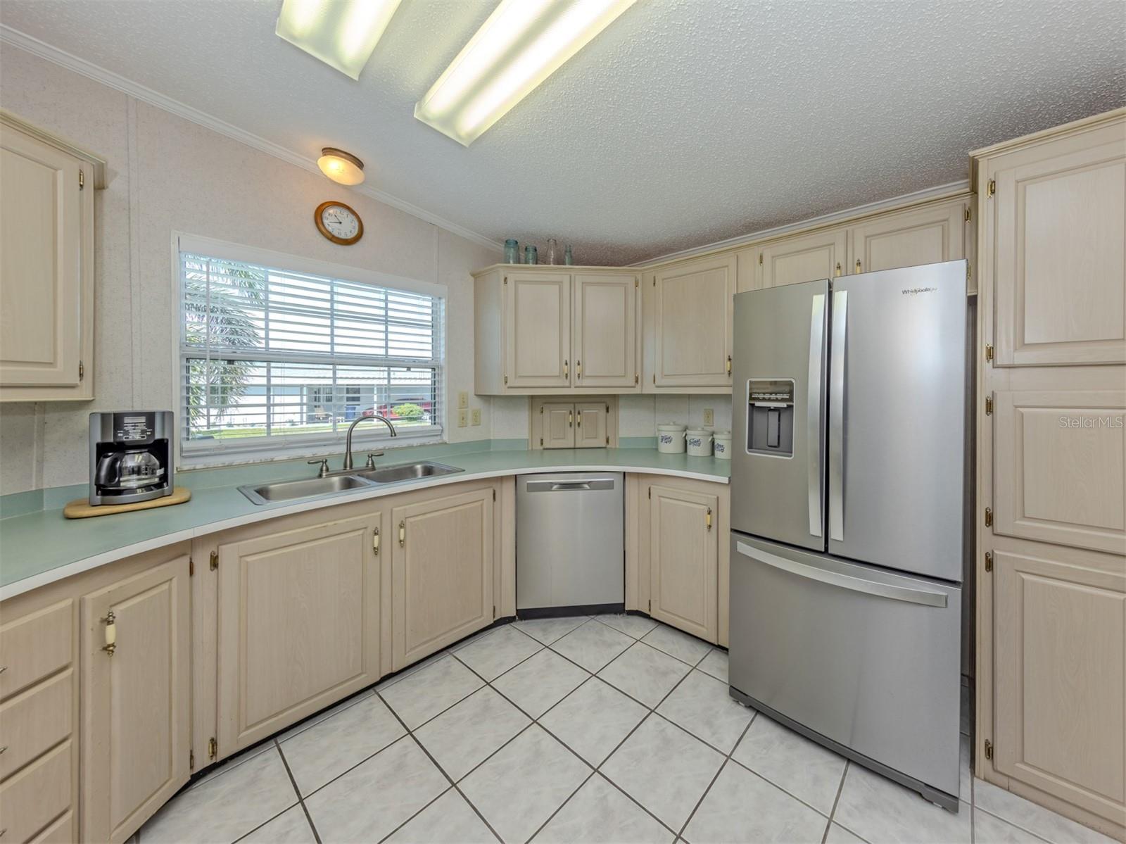 513 LANDSEDGE DR, NORTH PORT, FL, 34287