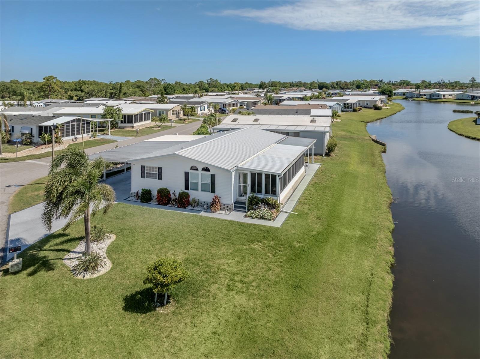 513 LANDSEDGE DR, NORTH PORT, FL, 34287