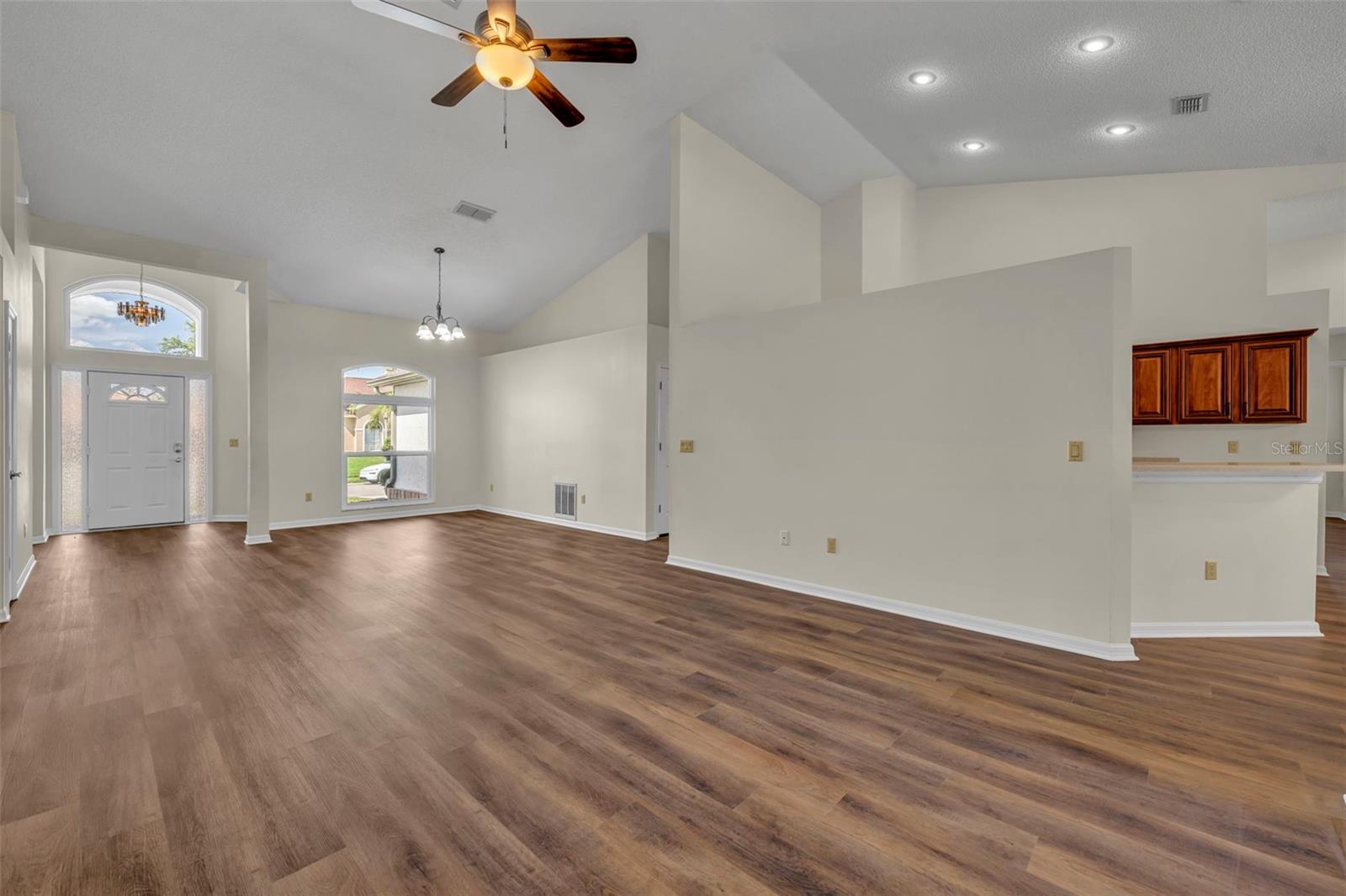 653 YORKSHIRE DR, OVIEDO, FL, 32765