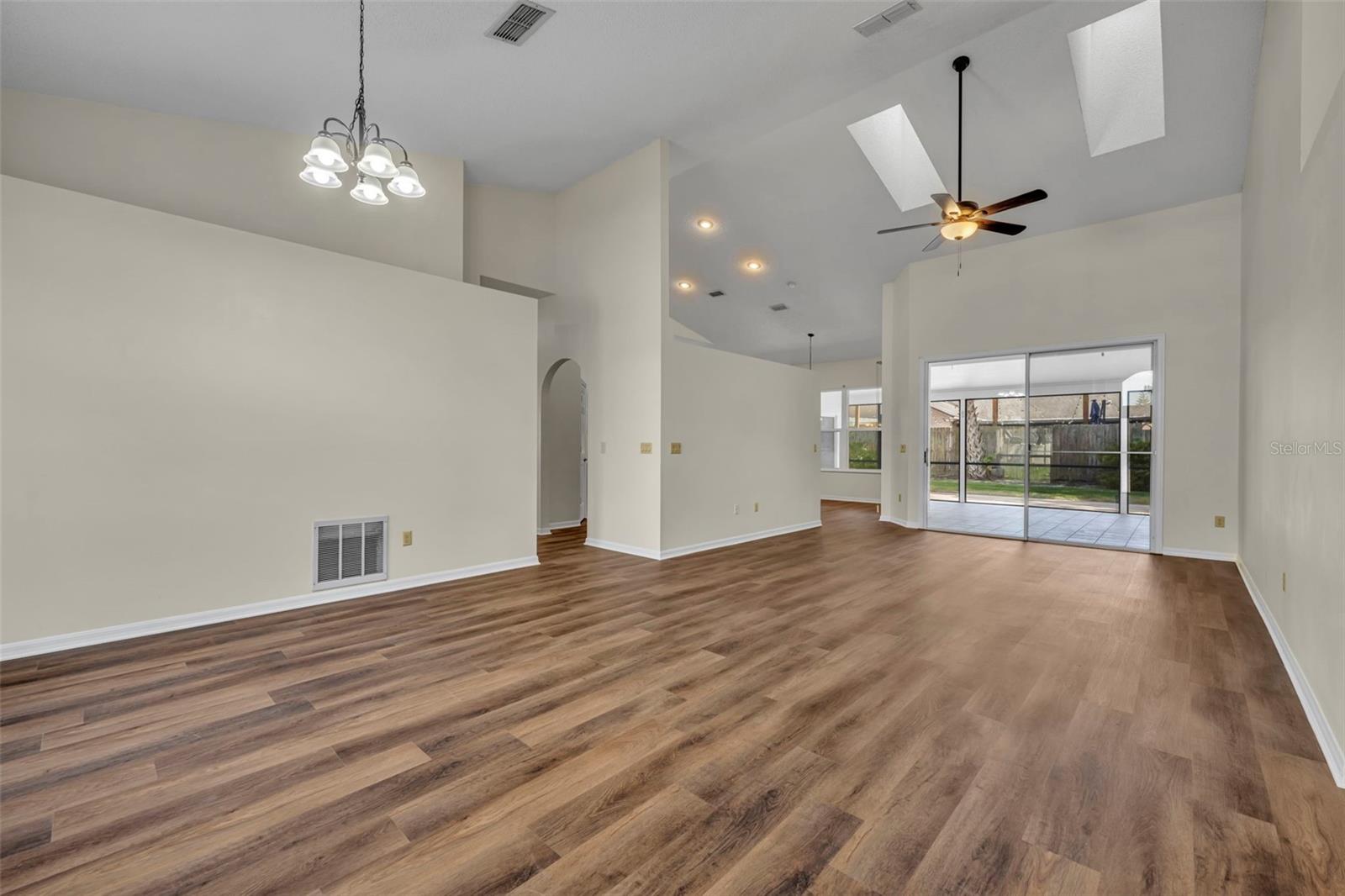 653 YORKSHIRE DR, OVIEDO, FL, 32765