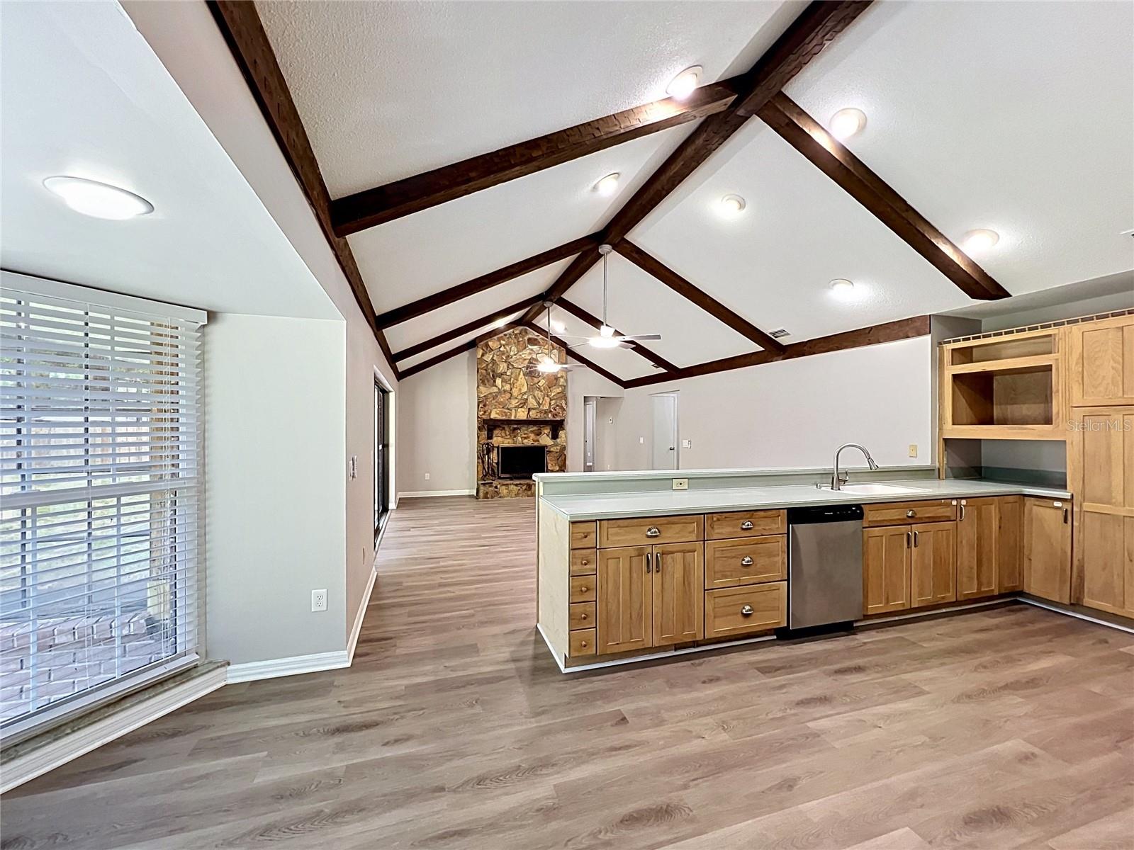 2418 STONEHILL AVE, VALRICO, FL, 33594