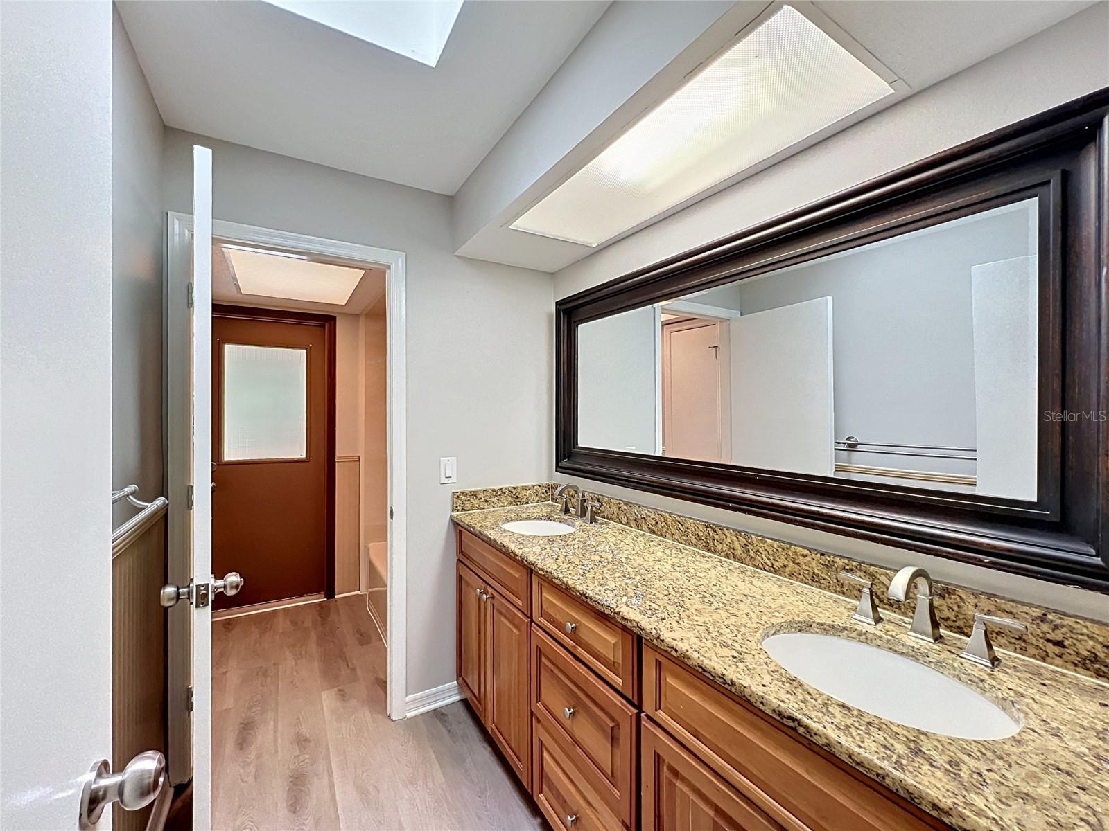 2418 STONEHILL AVE, VALRICO, FL, 33594